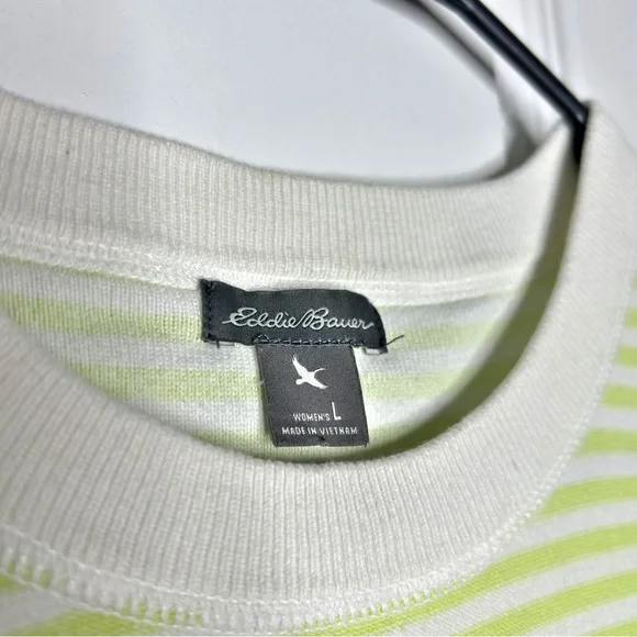 Eddie Bauer Green and White Striped Preppy Casual Crewneck Pullover - Picture 4 of 6